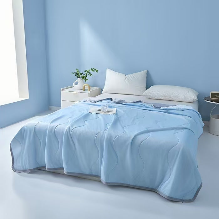 Summer coolness is also present throughout the four seasons.